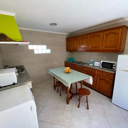 بيت للعطل O Cantinho Do Sol لورينها